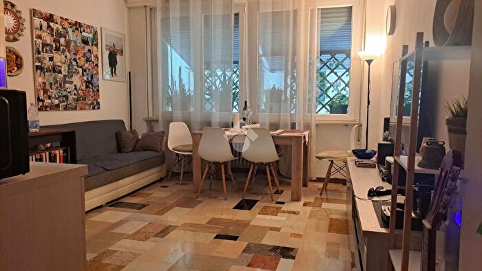 Appartamento bilocale in vendita in Via Piazza del Popolo, Pesaro