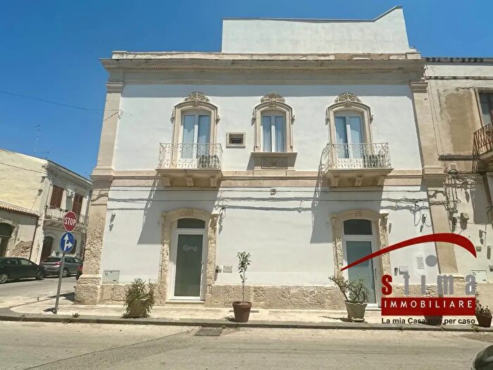Appartamento monolocale in vendita in Via Agrigento, Siracusa