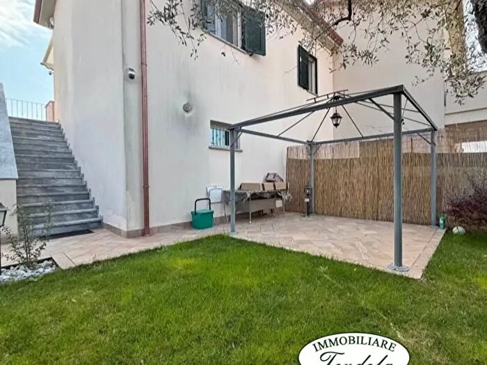 Casa trilocale in vendita in Sarzana