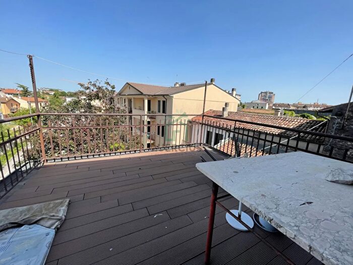 Appartamento con 5 locali in vendita in Via Roma, San Bonifacio