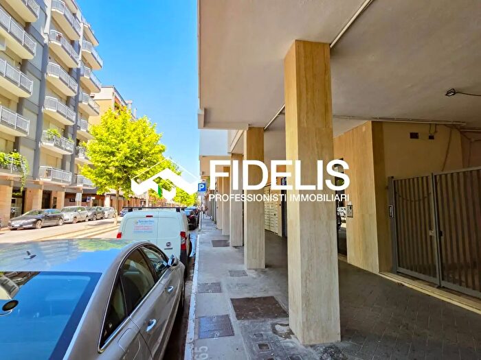 Appartamento trilocale in vendita in Via Firenze, Andria