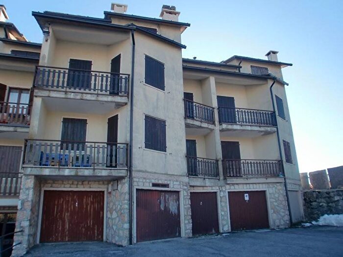 Appartamento trilocale in affitto in Località Campo Levà, Bosco Chiesanuova