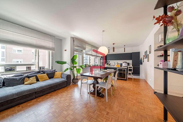 Appartamento quadrilocale in vendita in Via Orazio, Bolzano