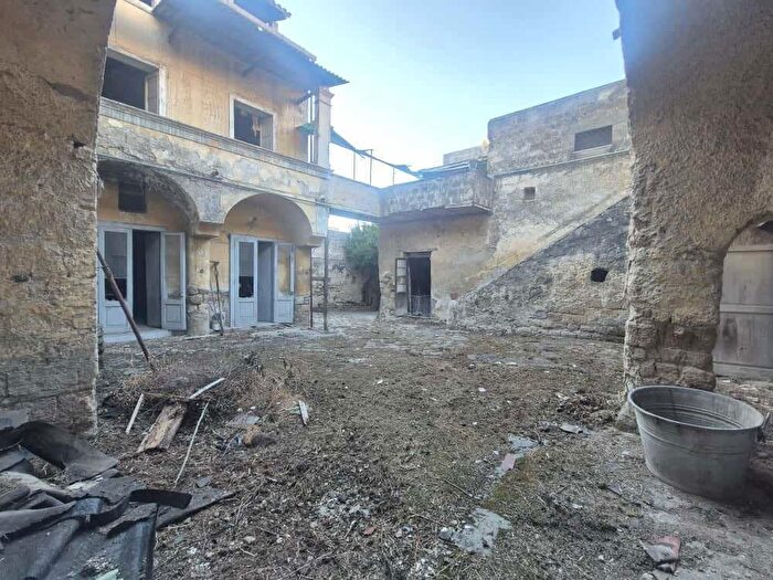 Casa in vendita in Via Gramsci, Caivano