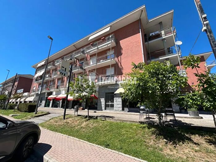 Appartamento quadrilocale in vendita in Castagnito