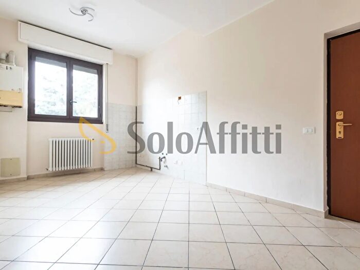 Appartamento trilocale in affitto in Garbagnate Milanese