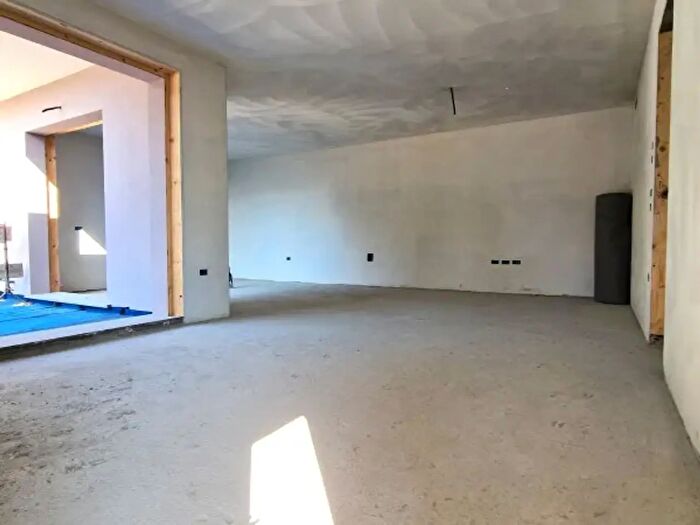 Appartamento quadrilocale in vendita in Via Vicina, Desenzano Del Garda