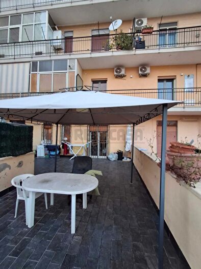 Appartamento con 6 locali in vendita in Via Lentini, Siracusa