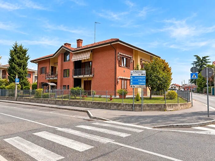 Appartamento con 7 locali in vendita in Via San Pancrazio, Pianezza