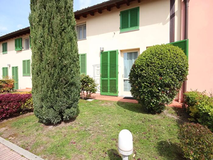 Casa quadrilocale in affitto in Via della Collegiata, Montecarlo