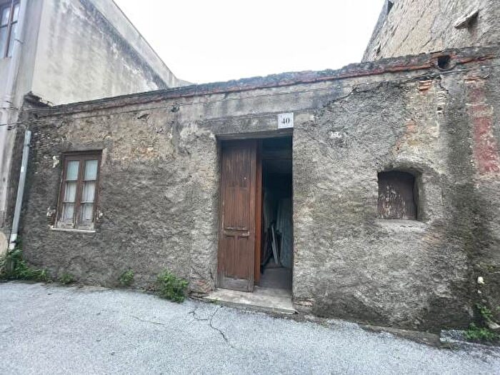 Casa in vendita in Via Idria, Barcellona Pozzo Di Gotto