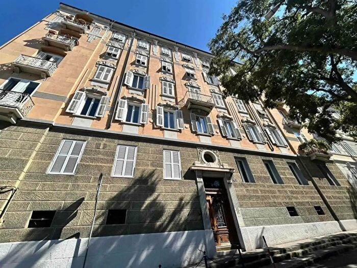 Appartamento quadrilocale in vendita in Trieste