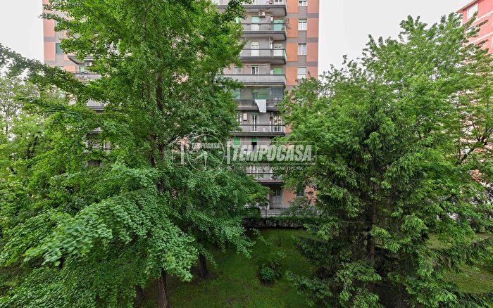 Appartamento bilocale in vendita in Via Cesare Battisti, Segrate