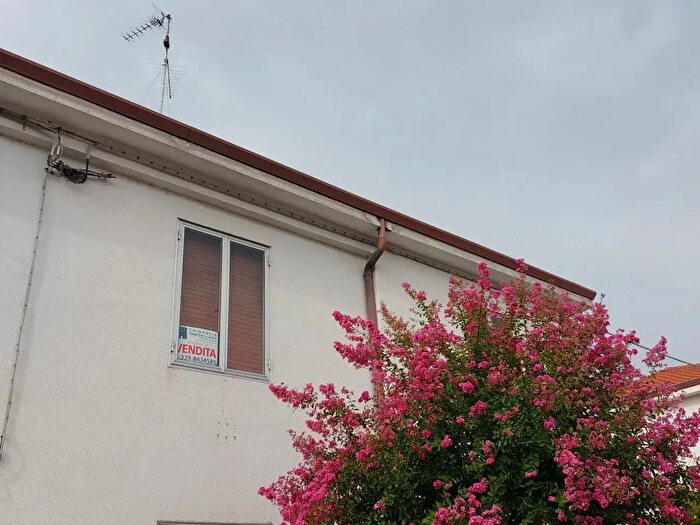 Appartamento trilocale in vendita in Lendinara
