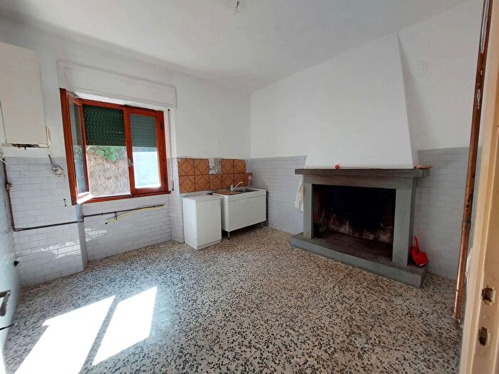 Appartamento trilocale in vendita in San Godenzo