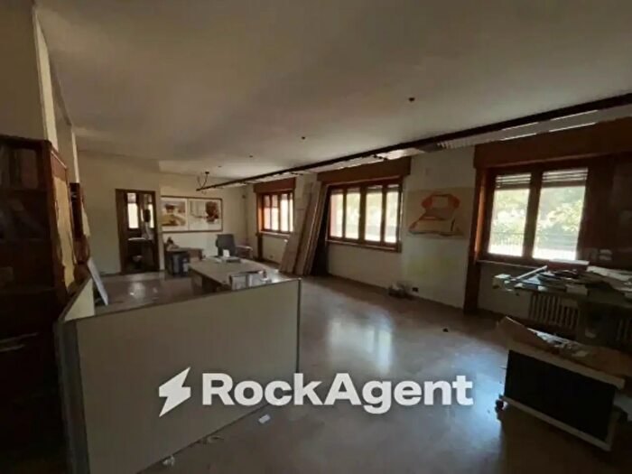 Appartamento con 5 locali in vendita in Via Vincenzo Gioberti, Foggia