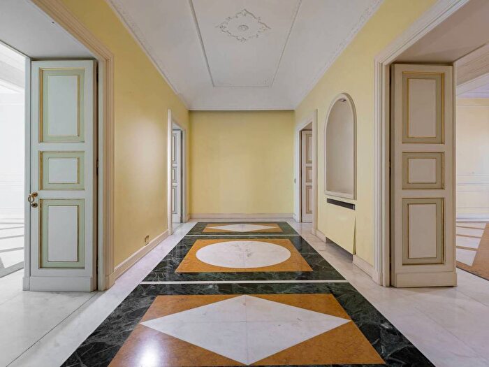 Appartamento quadrilocale in affitto in Via del Babuino, Piazza del Popolo, Roma