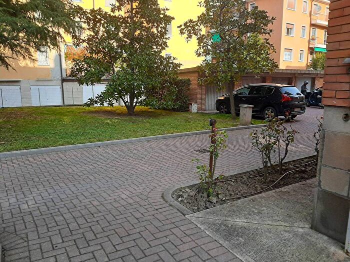 Appartamento con 5 locali in affitto in Via Aureliano Pertile, Colli Murri, Bologna