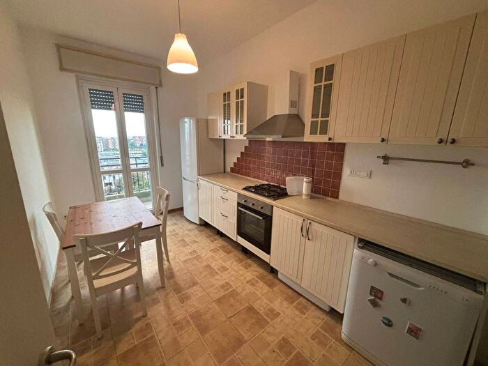 Appartamento bilocale in affitto in Largo Giambellino, Giambellino, Milano