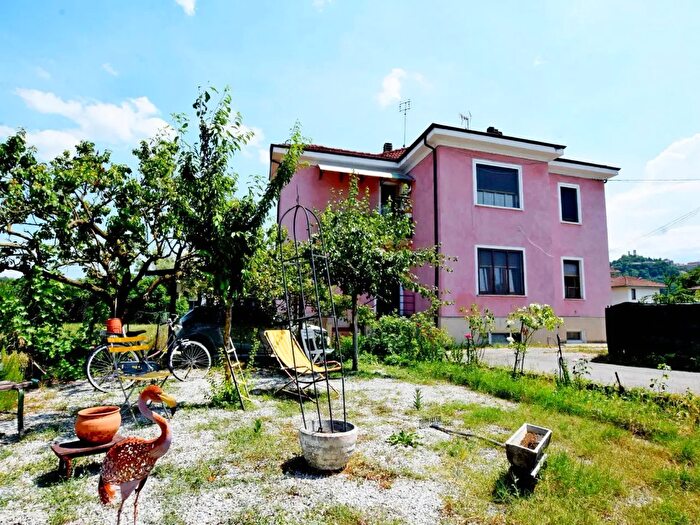 Appartamento trilocale in vendita in Via Langhe, Mondovi'