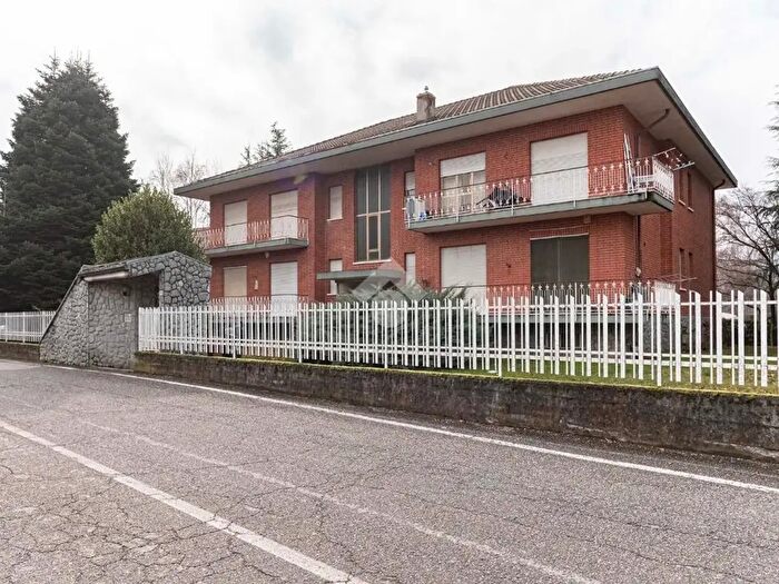 Appartamento trilocale in vendita in Via Fraschetti, Balangero