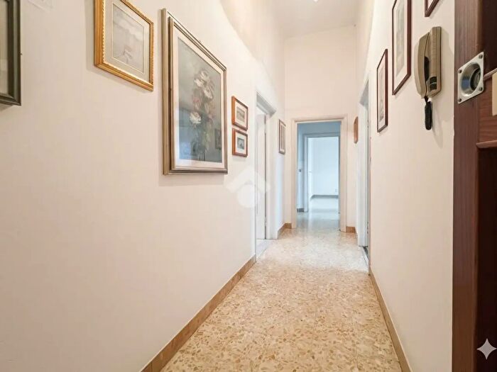 Appartamento con 5 locali in vendita in Appartamento Via Prospero Alpino, Firenze