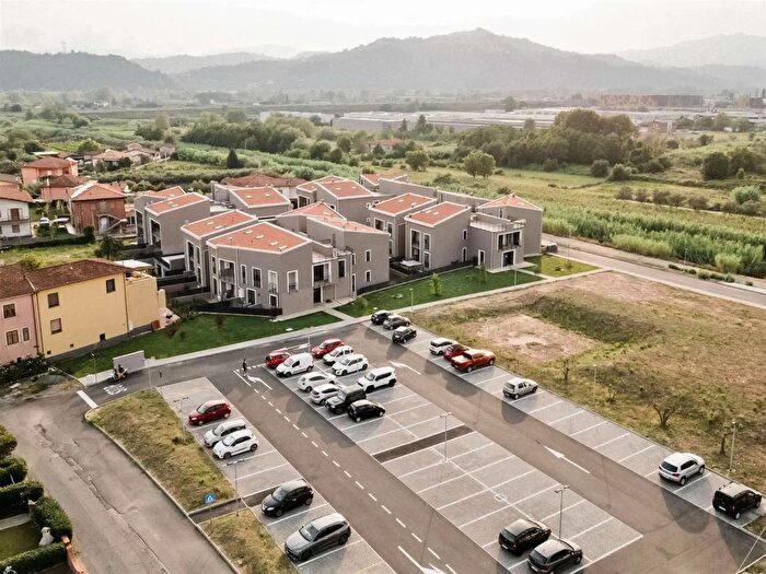 Appartamento quadrilocale in vendita in Santo Stefano Di Magra