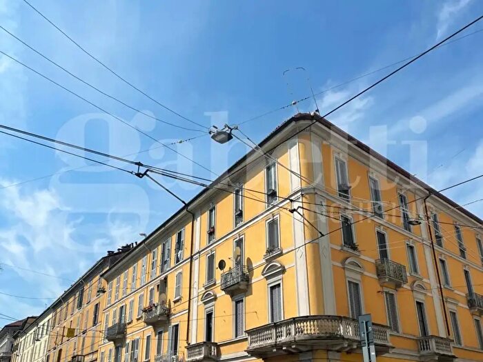 Appartamento bilocale in vendita in Via Paolo Sarpi, Milano