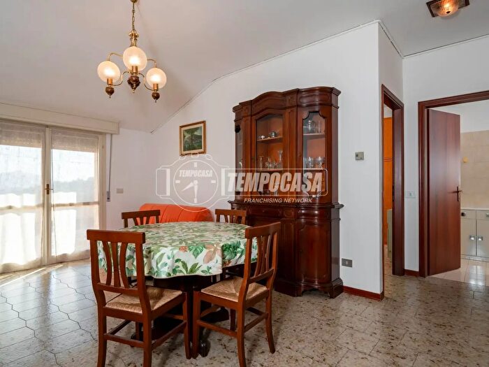 Appartamento bilocale in vendita in Castelnovo Ne' Monti