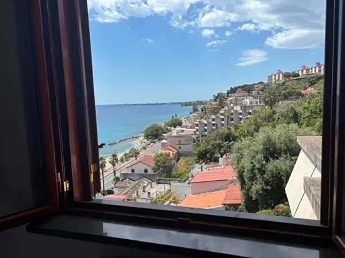 Casa bilocale in affitto in Via Consolare Pompea, Messina