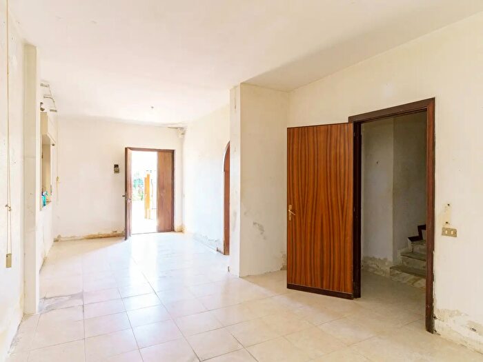 Appartamento con 5 locali in vendita in Via Amerigo Vespucci, Belpasso
