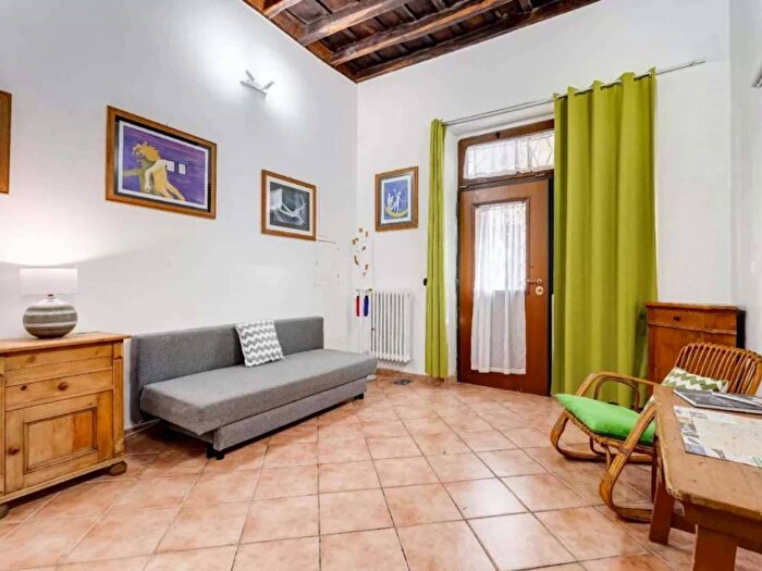 Appartamento bilocale in affitto in Via di San Martino Ai Monti, Colle Oppio, Roma