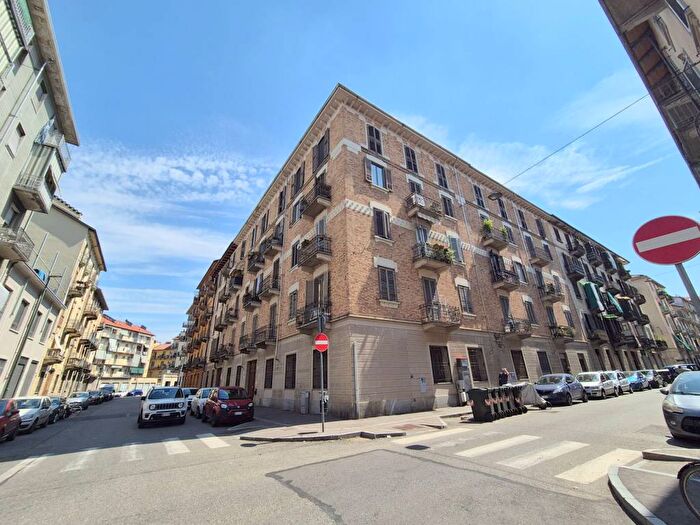 Appartamento bilocale in affitto in Via Cossila, Vanchiglietta, Torino
