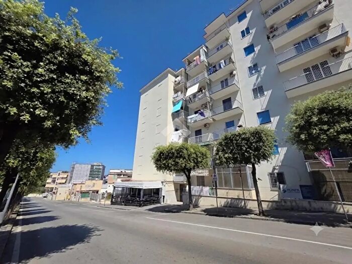 Appartamento trilocale in vendita in Via Aldo Moro, Torre Del Greco