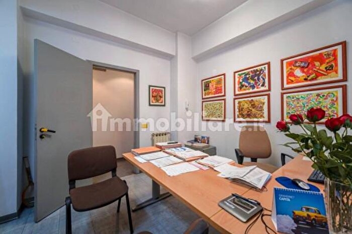 Appartamento in vendita in Via Giuseppe La Farina, Messina