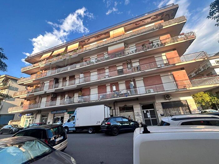 Appartamento trilocale in affitto in Via Gaetano Donizetti, Centro, Cassino