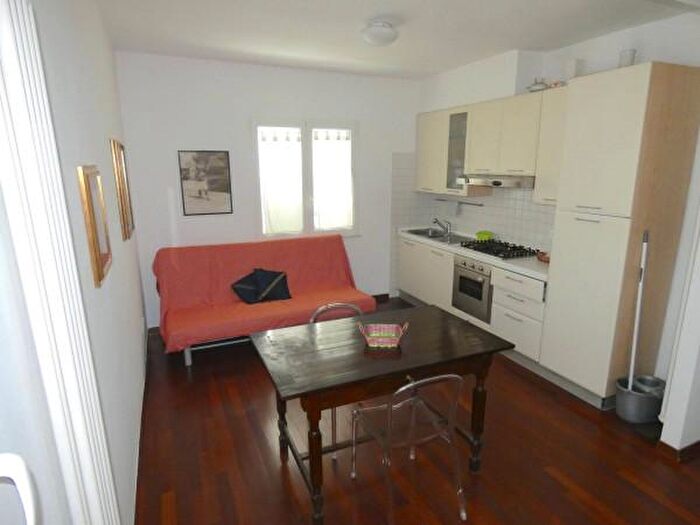 Appartamento trilocale in affitto in Riccione