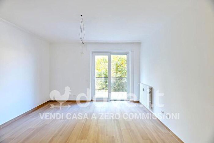 Appartamento trilocale in vendita in Via fra Galgario, Varese