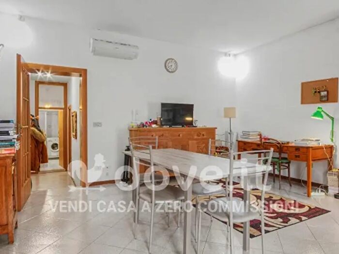 Appartamento trilocale in vendita in Via della Ghiara, Ferrara