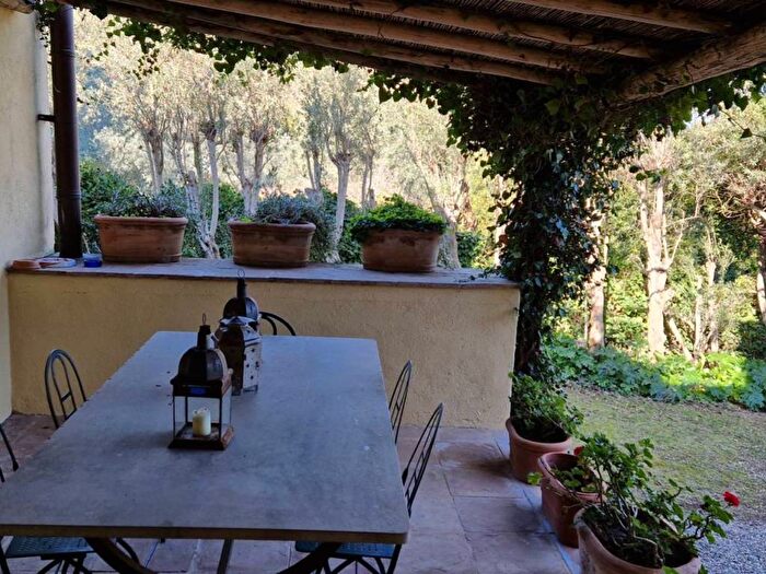 Casa quadrilocale in affitto in Strada Capalbio Pescia Fiorentina, Capalbio