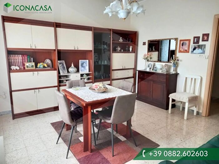 Appartamento quadrilocale in vendita in Piazza Ernesto Mandes, San Severo