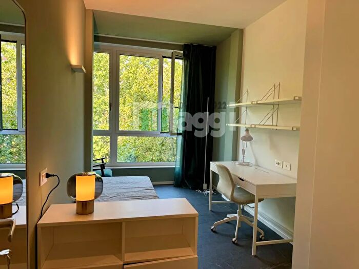 Appartamento quadrilocale in affitto in Viale Abruzzi a, Milano
