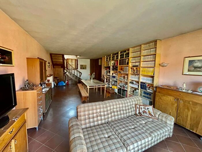 Casa con 7 locali in vendita in Via Cesare Battisti Monsummano Terme, Monsummano Terme