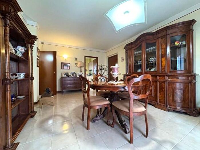 Appartamento trilocale in vendita in Via Tuderte, Spoleto