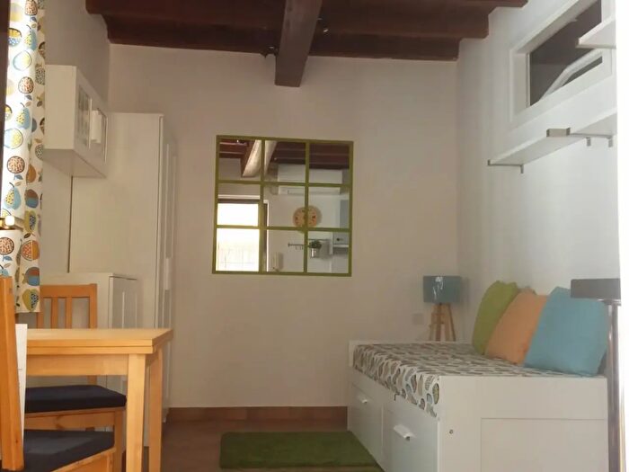 Appartamento monolocale in affitto in Via Volturno, Pavia