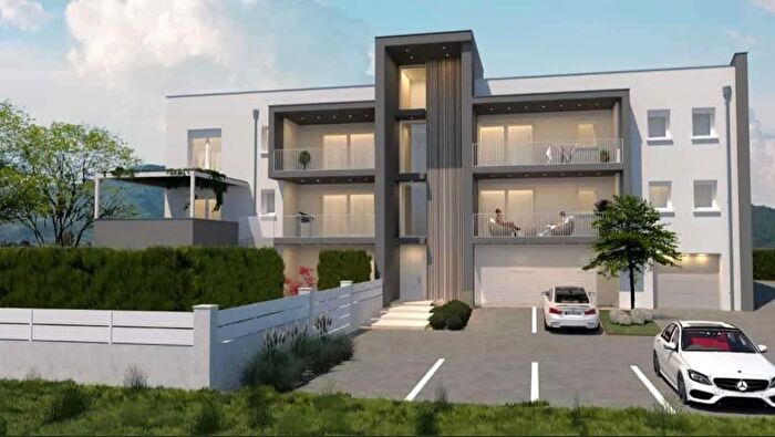 Case in Vendita e in Affitto - 3