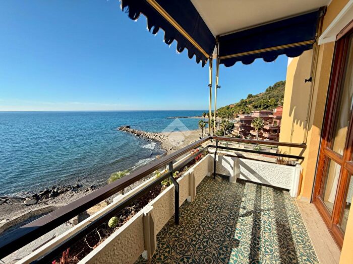 Appartamento bilocale in vendita in Via della Chiesa, San Lorenzo Al Mare