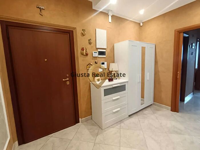 Appartamento trilocale in vendita in Via Fulvia, Brindisi