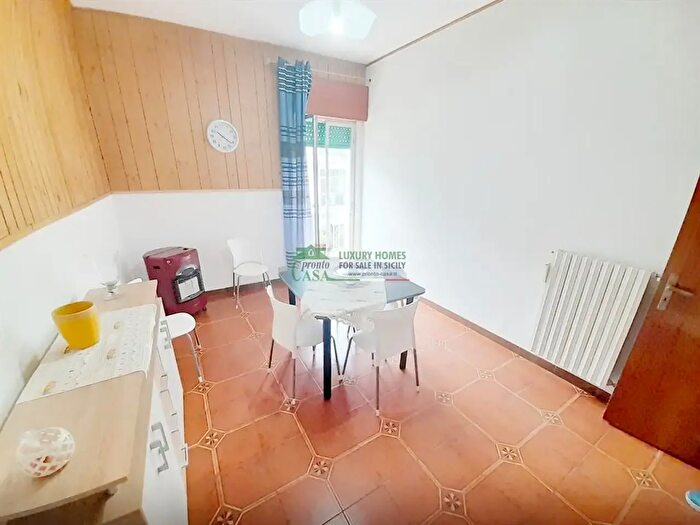 Appartamento quadrilocale in affitto in Ragusa