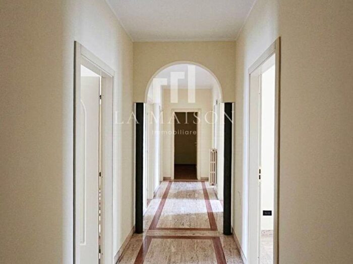 Appartamento con 6 locali in affitto in VIa Mazzini, Centro, Campobasso